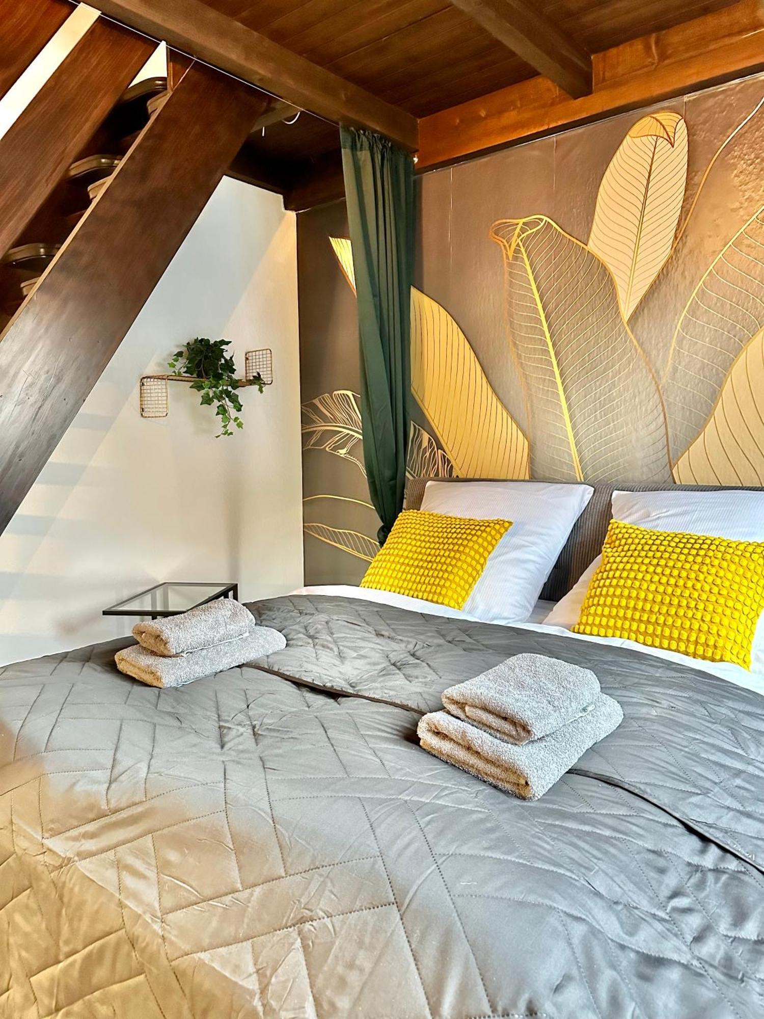 City-Apartment Mit Dachterrasse & Massagesessel In Der Fussgaengerzone K4 Oldenburg Exteriér fotografie